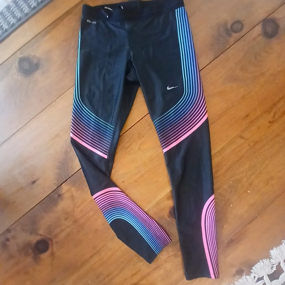 Nike  Dri-Fit Running Leggings Sz Medium Colorful.